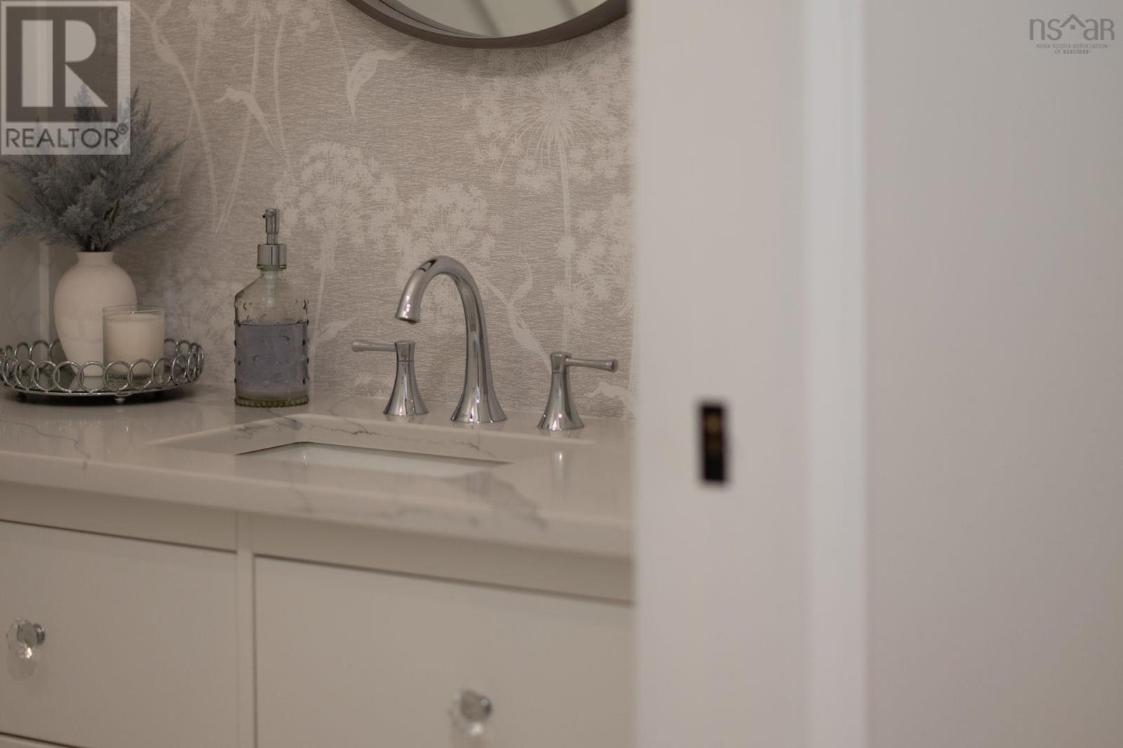 Property 21 of 51 of 10 Hawkins Drive