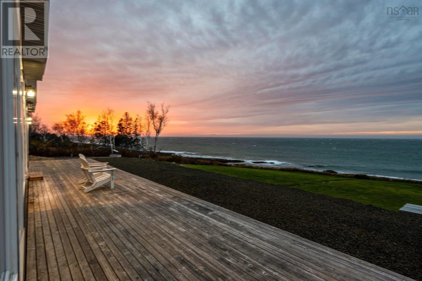 Property 14 of 50 of 5199 Shore Road