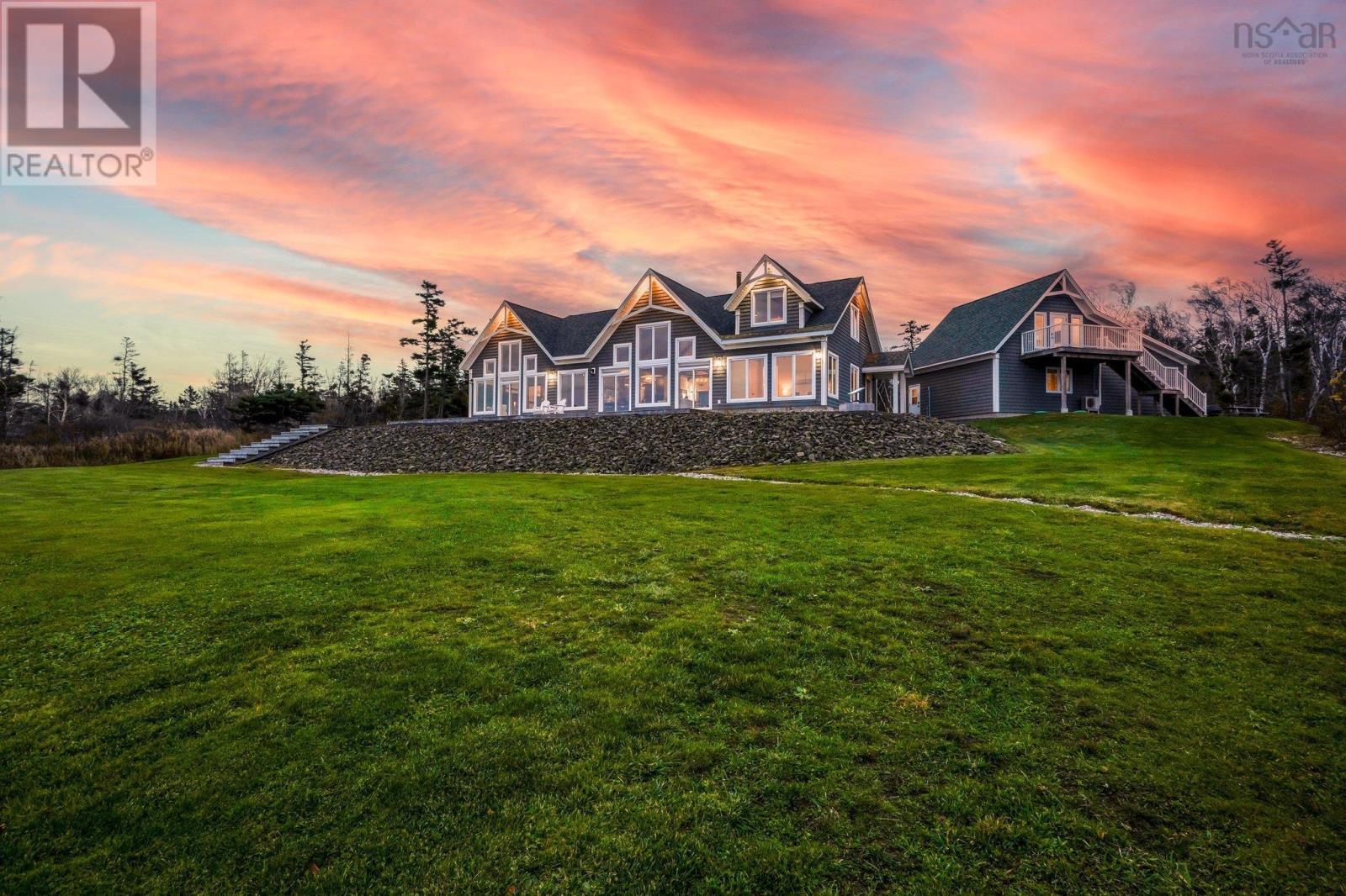 Property 13 of 50 of 5199 Shore Road