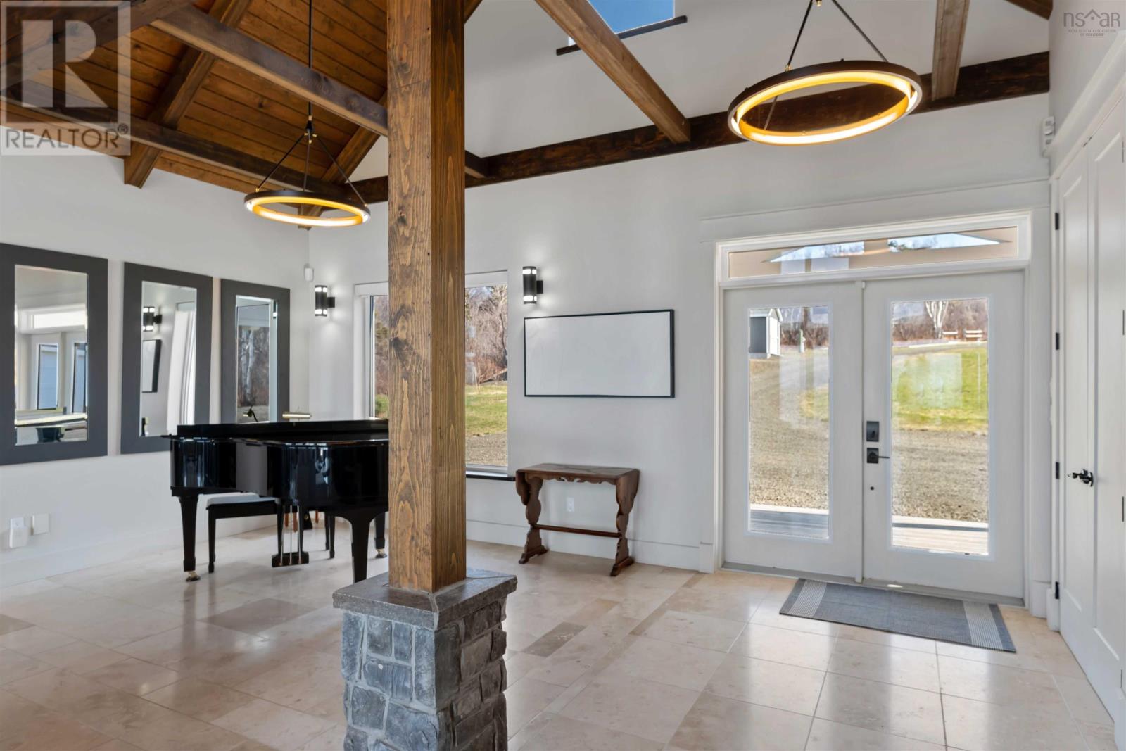 Property 16 of 50 of 5199 Shore Road