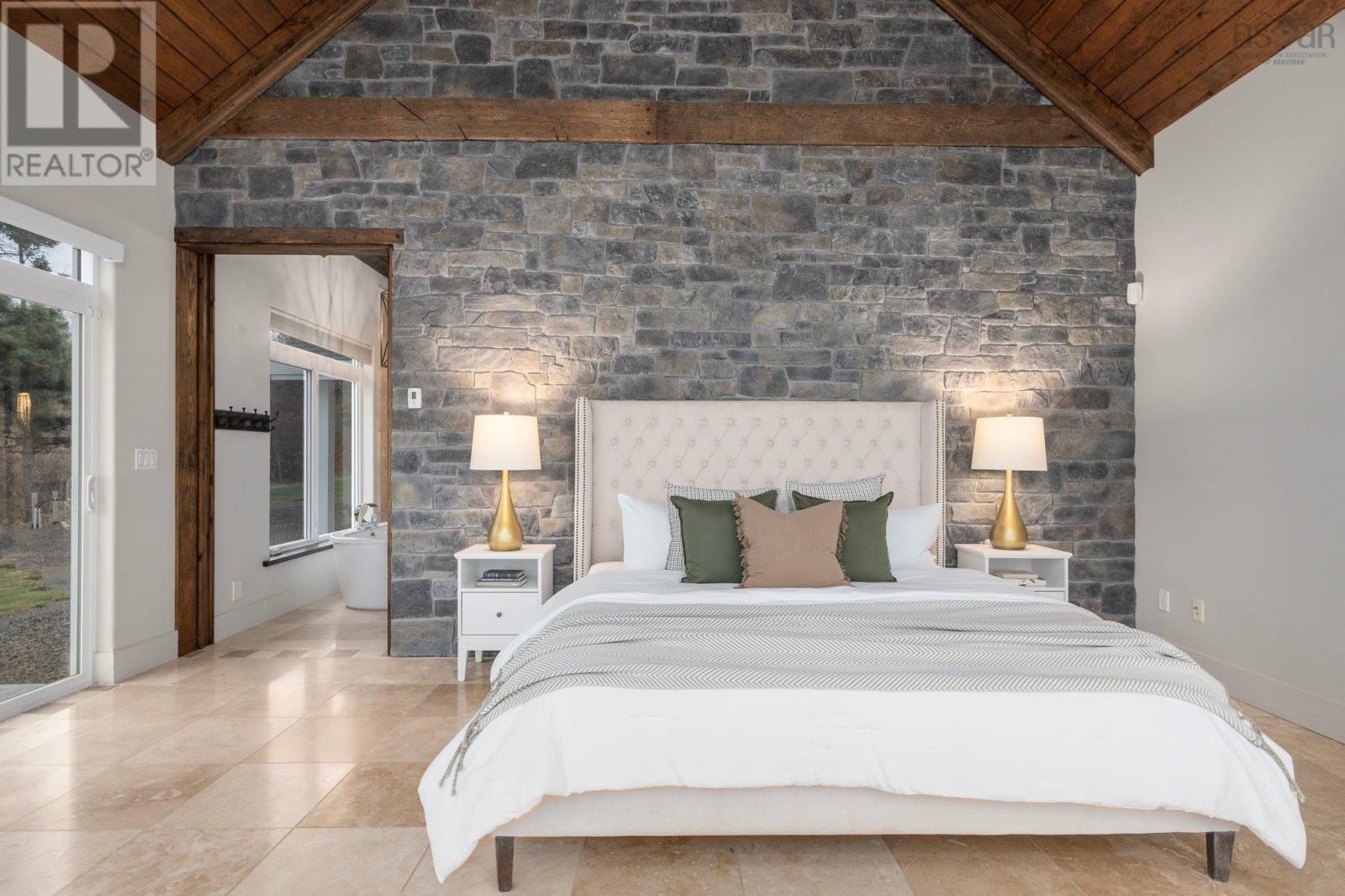 Property 31 of 50 of 5199 Shore Road