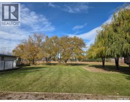 720 Maple Drive, Esterhazy, SK S0A0X0 Photo 12