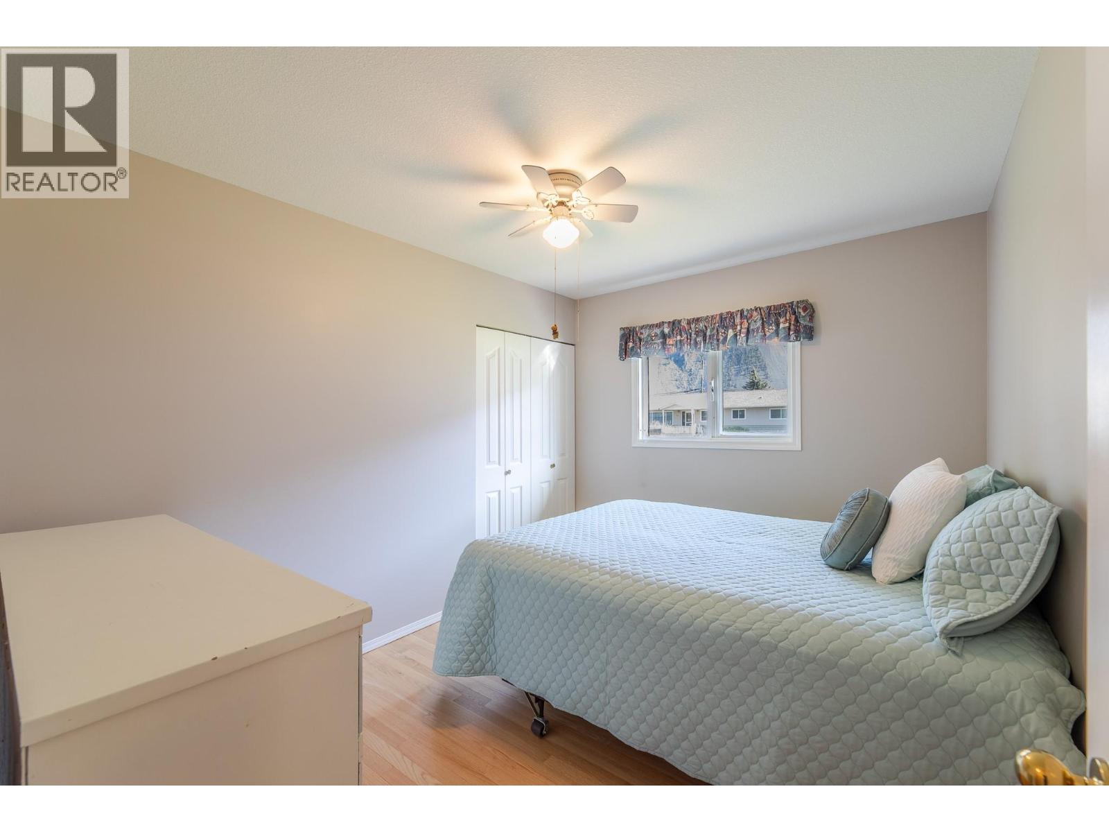  510 6th Avenue, Keremeos