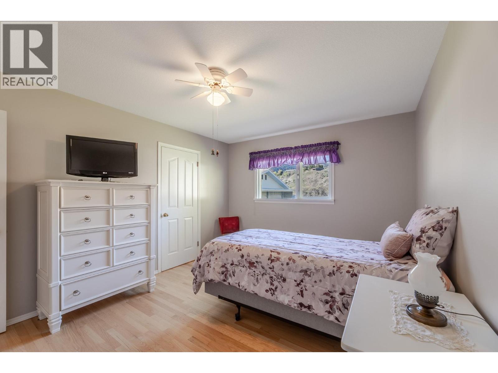  510 6th Avenue, Keremeos