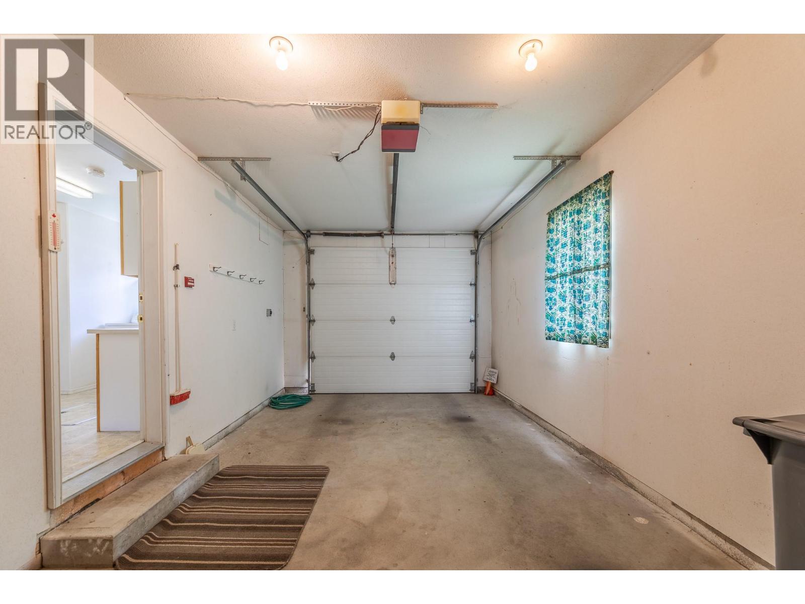  510 6th Avenue, Keremeos