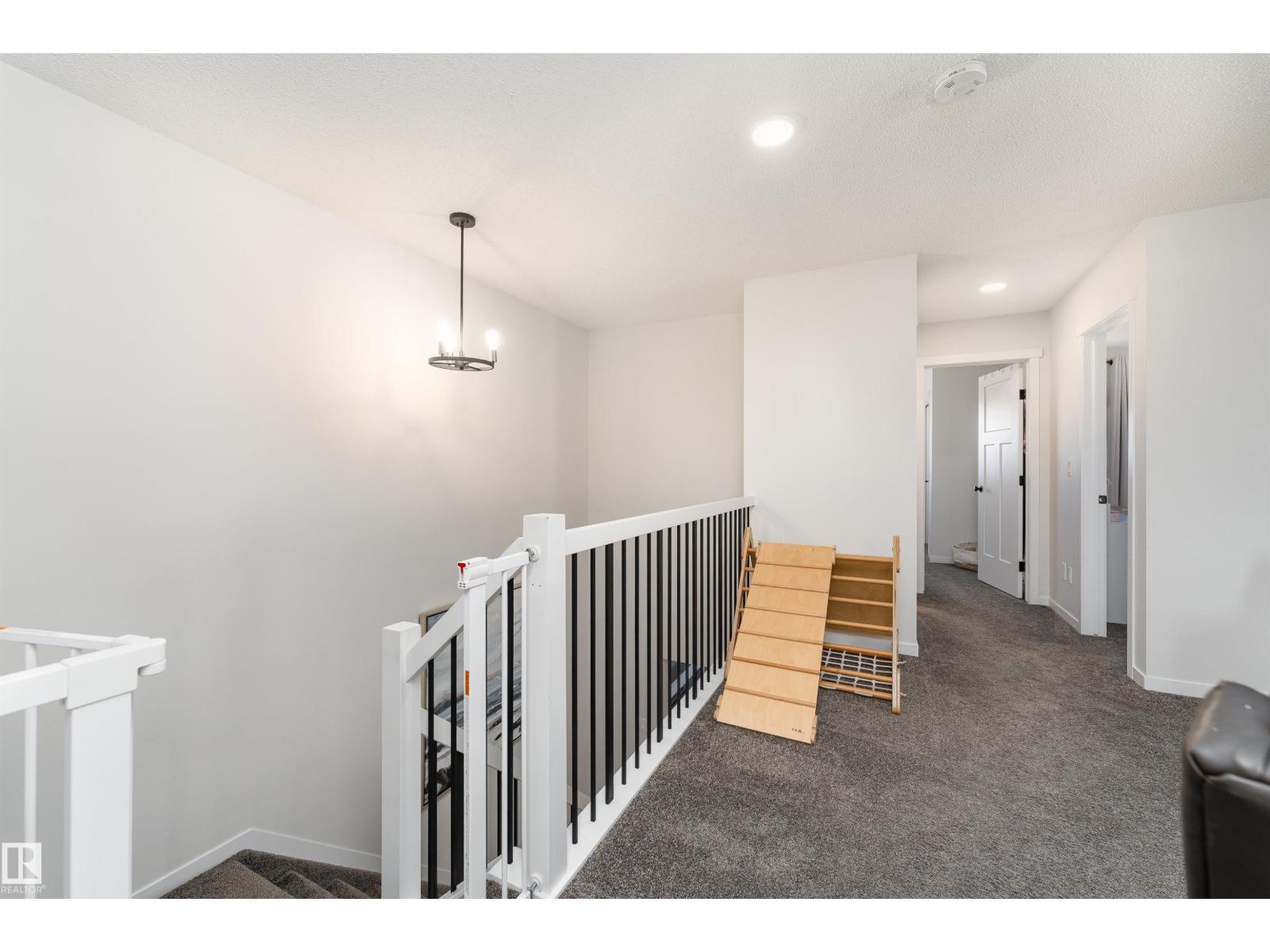 10 Taylor PL, Ardrossan