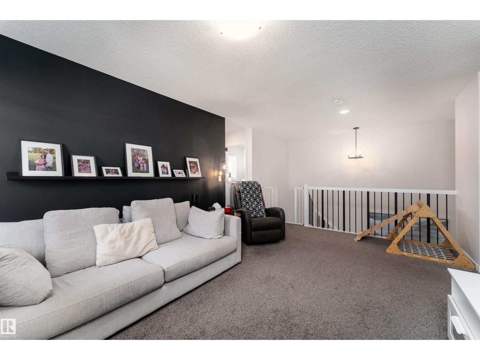 10 Taylor PL, Ardrossan