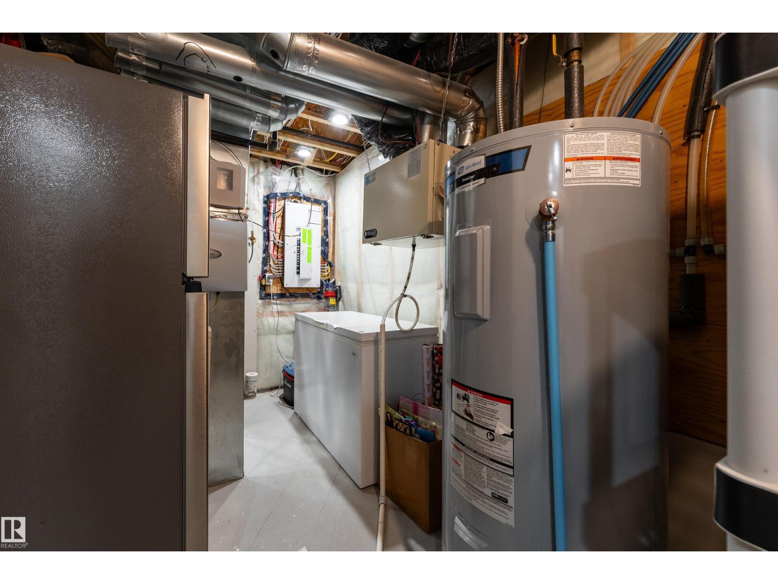 10 Taylor PL, Ardrossan