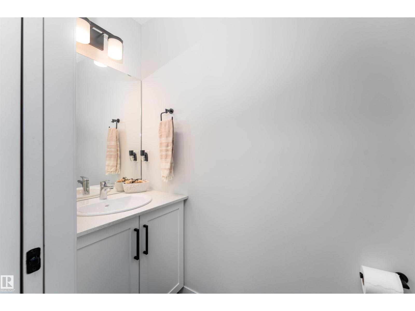 10 Taylor PL, Ardrossan