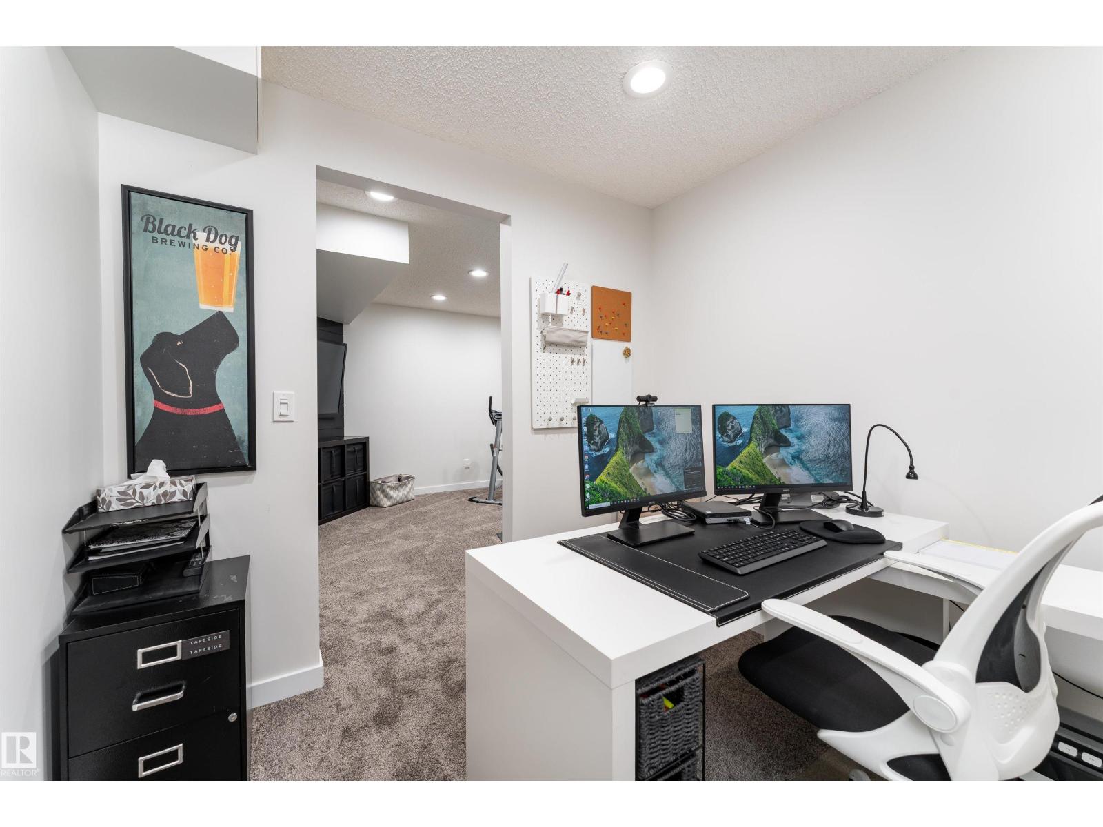 10 Taylor PL, Ardrossan