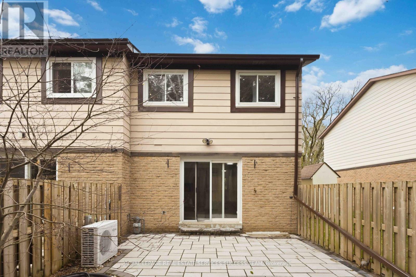 31 THATCHER'S MILL WAY - 29