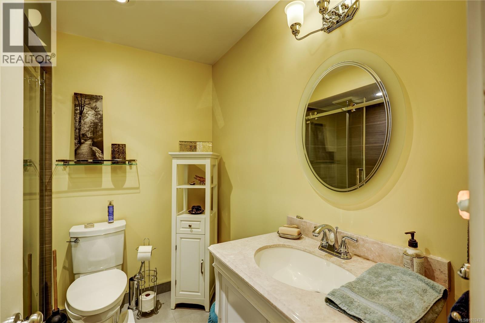 525 Pioneer Cres - 14