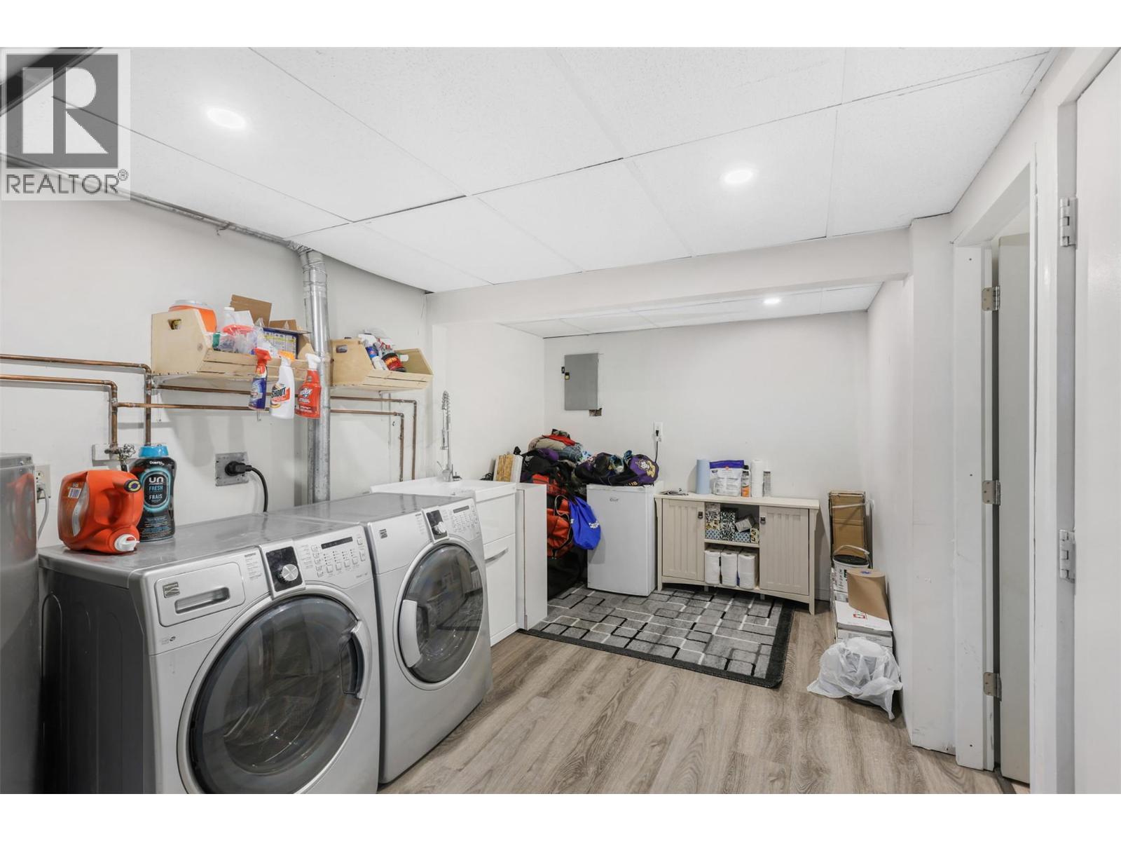 #47 1570 Freshfield Road - 28