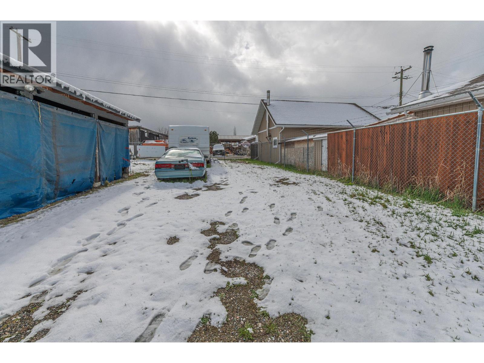 8917 Grainger Road, Canal Flats