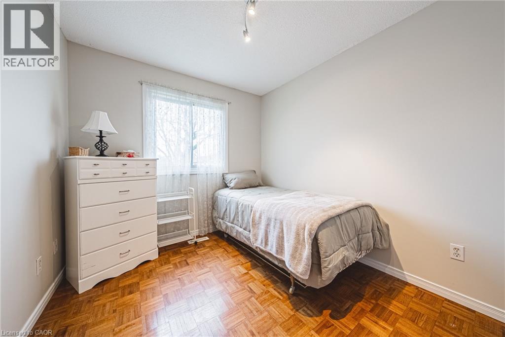1576 NEWLANDS Crescent Unit# 60, Burlington, Ontario, L7M1V6 — Photo 21