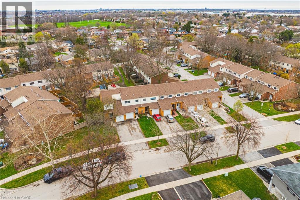 1576 NEWLANDS Crescent Unit# 60, Burlington, Ontario, L7M1V6 — Photo 33
