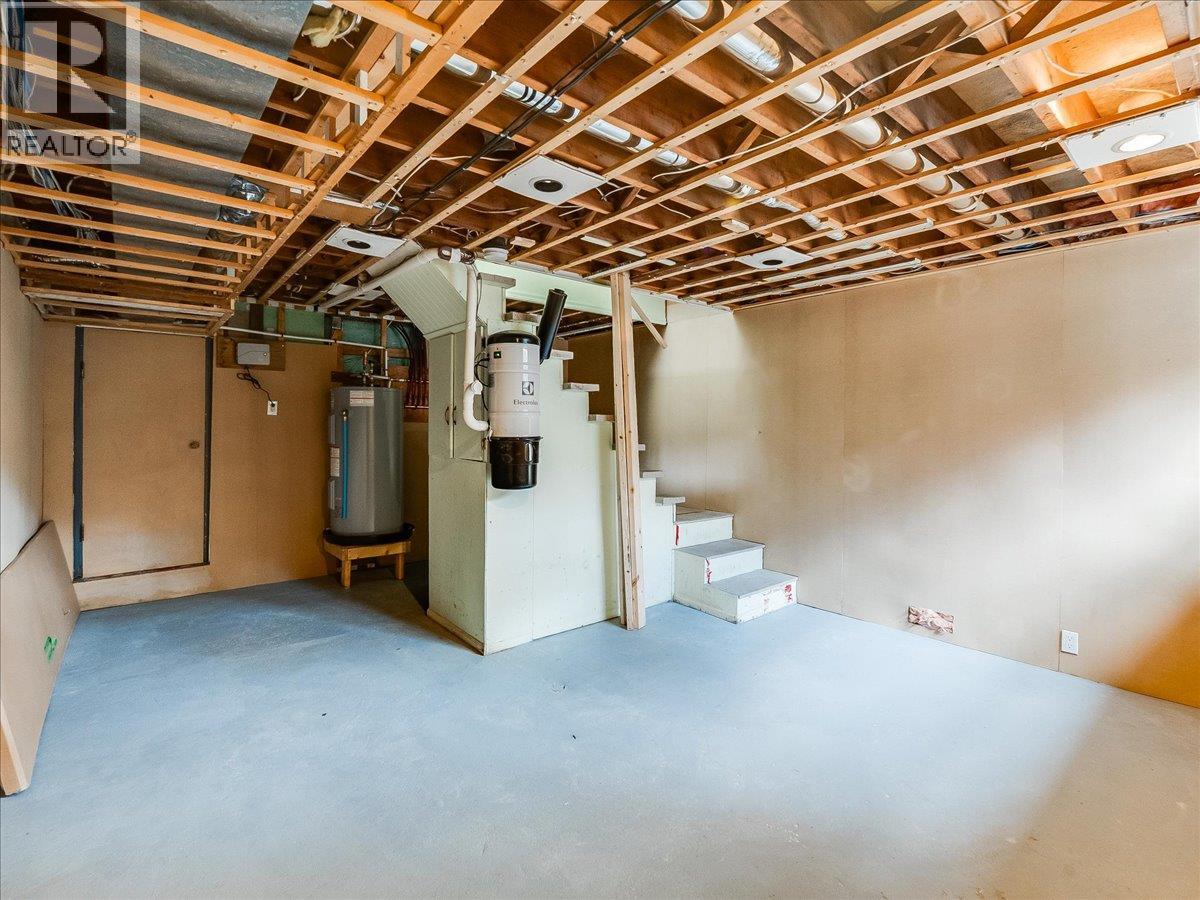 1181 MARIANNA Crescent, Trail