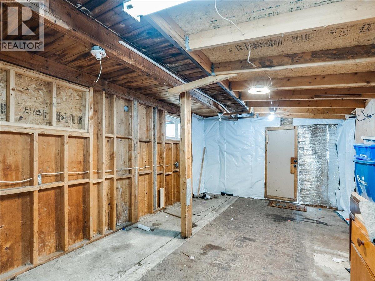 1181 MARIANNA Crescent, Trail