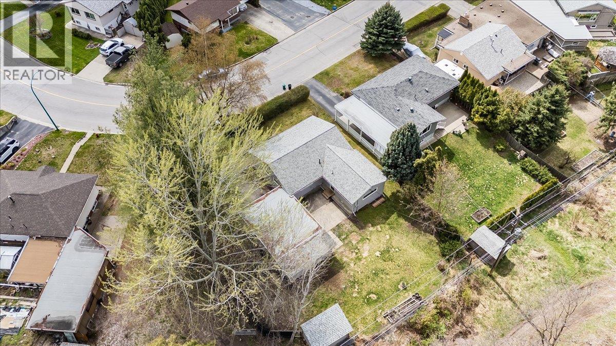 1181 MARIANNA Crescent, Trail