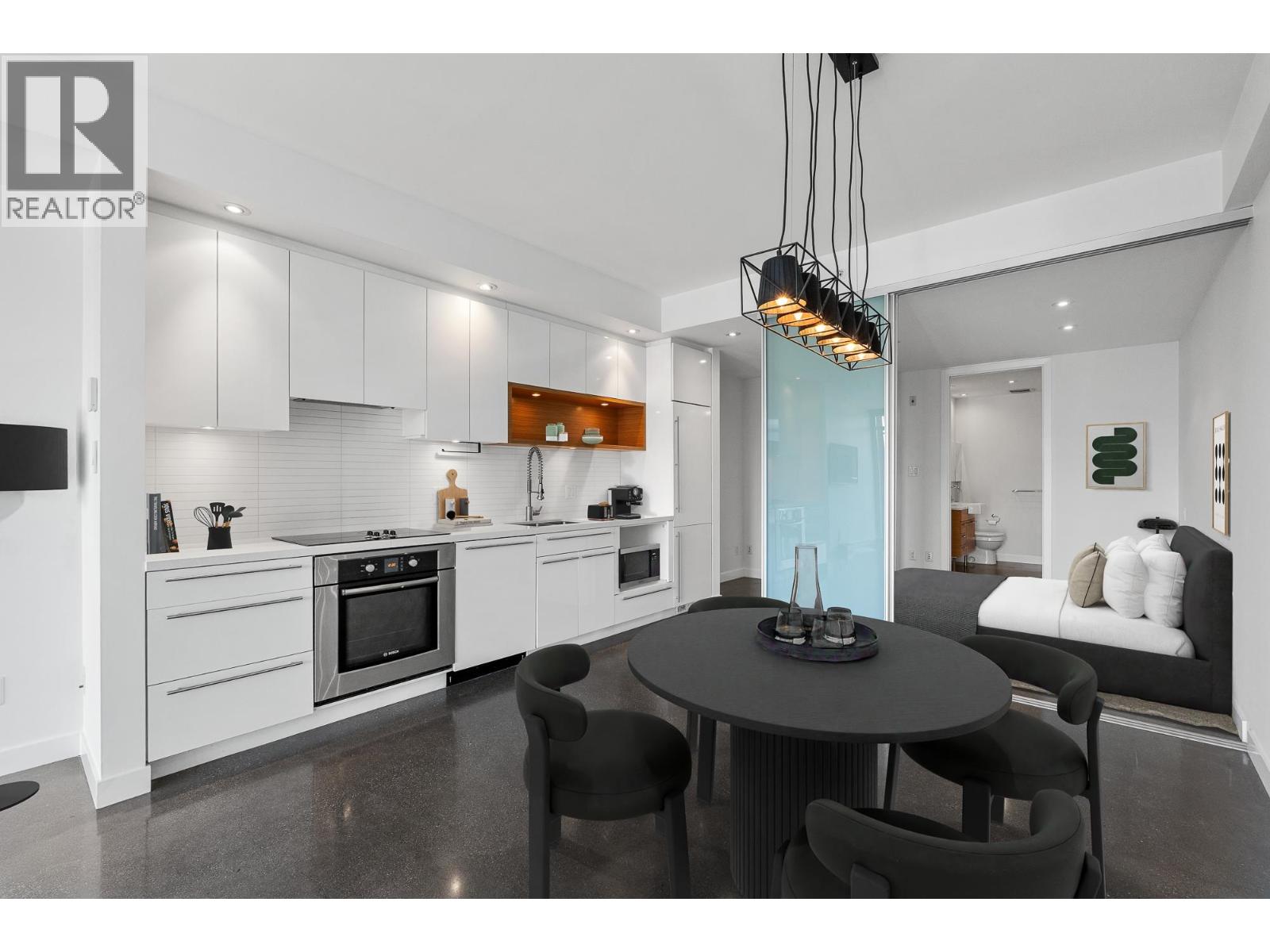 417 256 E 2ND AVENUE, Vancouver