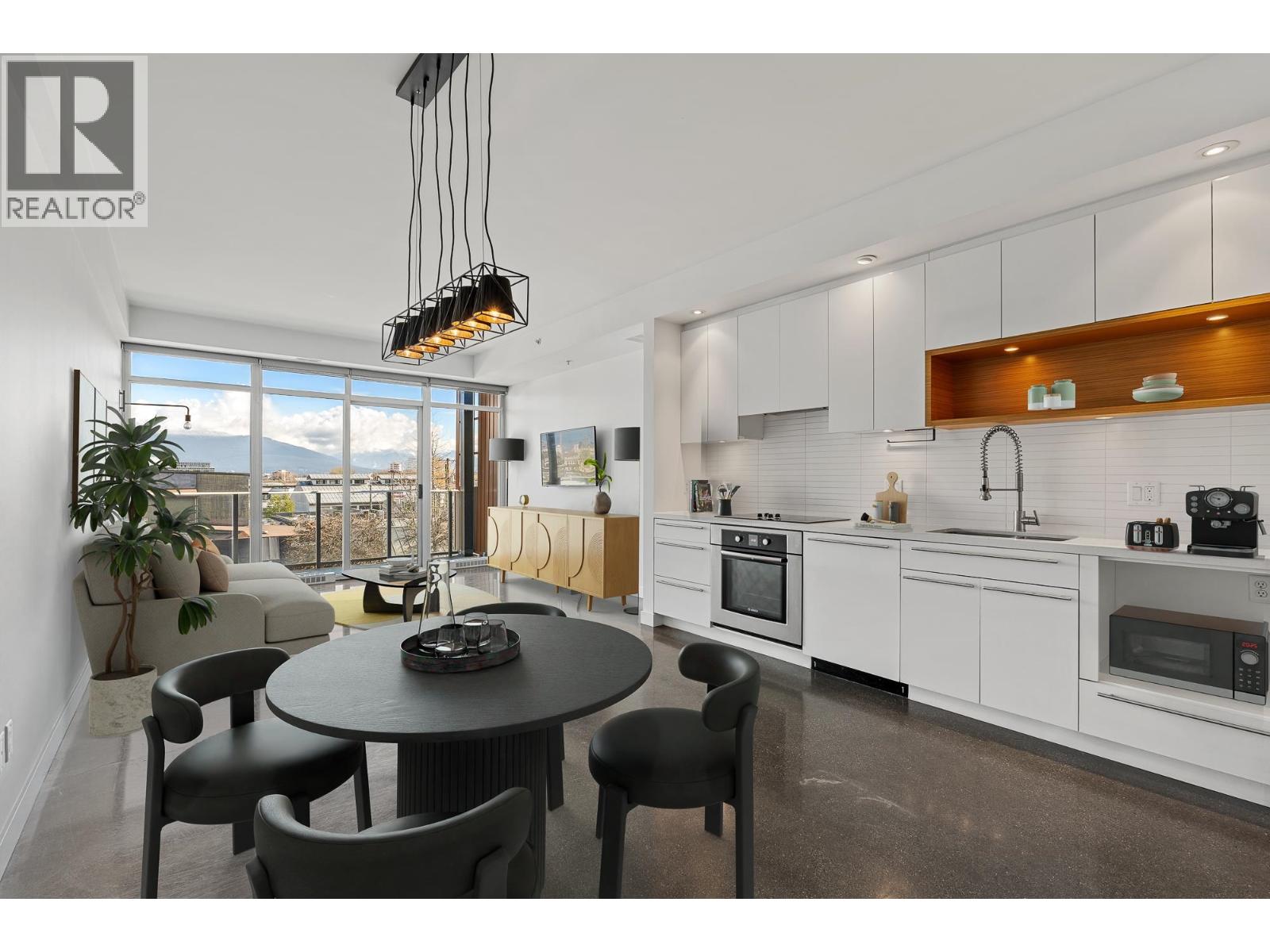 417 256 E 2ND AVENUE, Vancouver