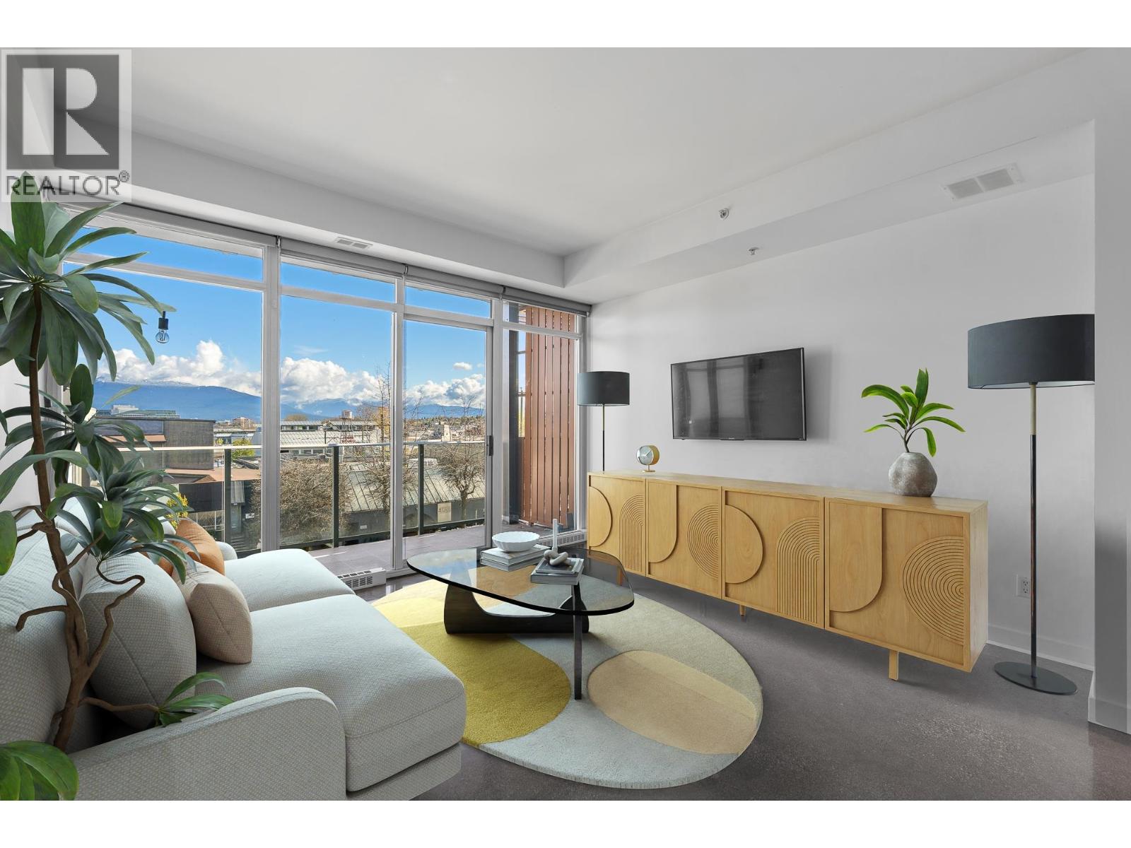 417 256 E 2ND AVENUE, Vancouver