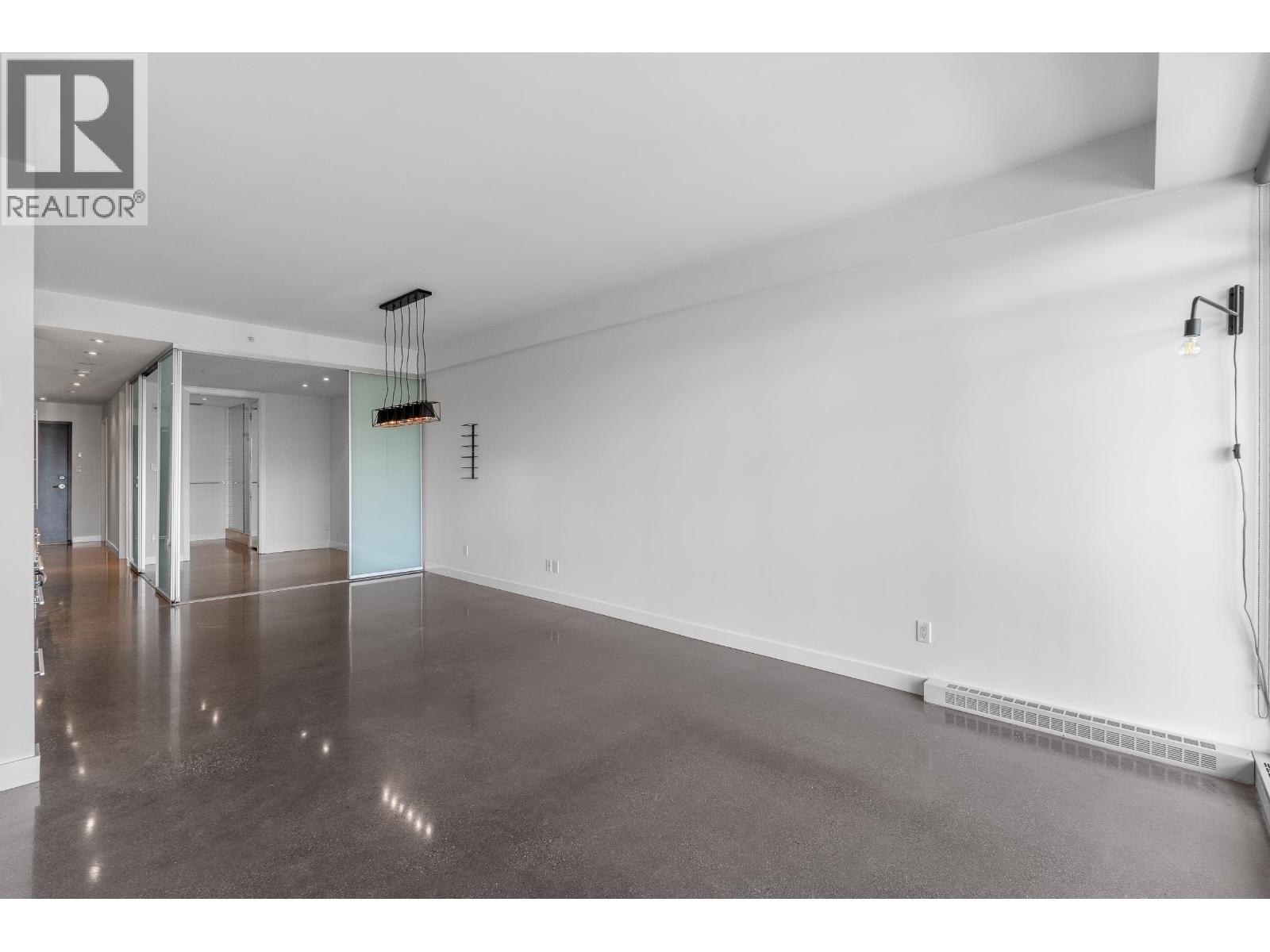 417 256 E 2ND AVENUE, Vancouver