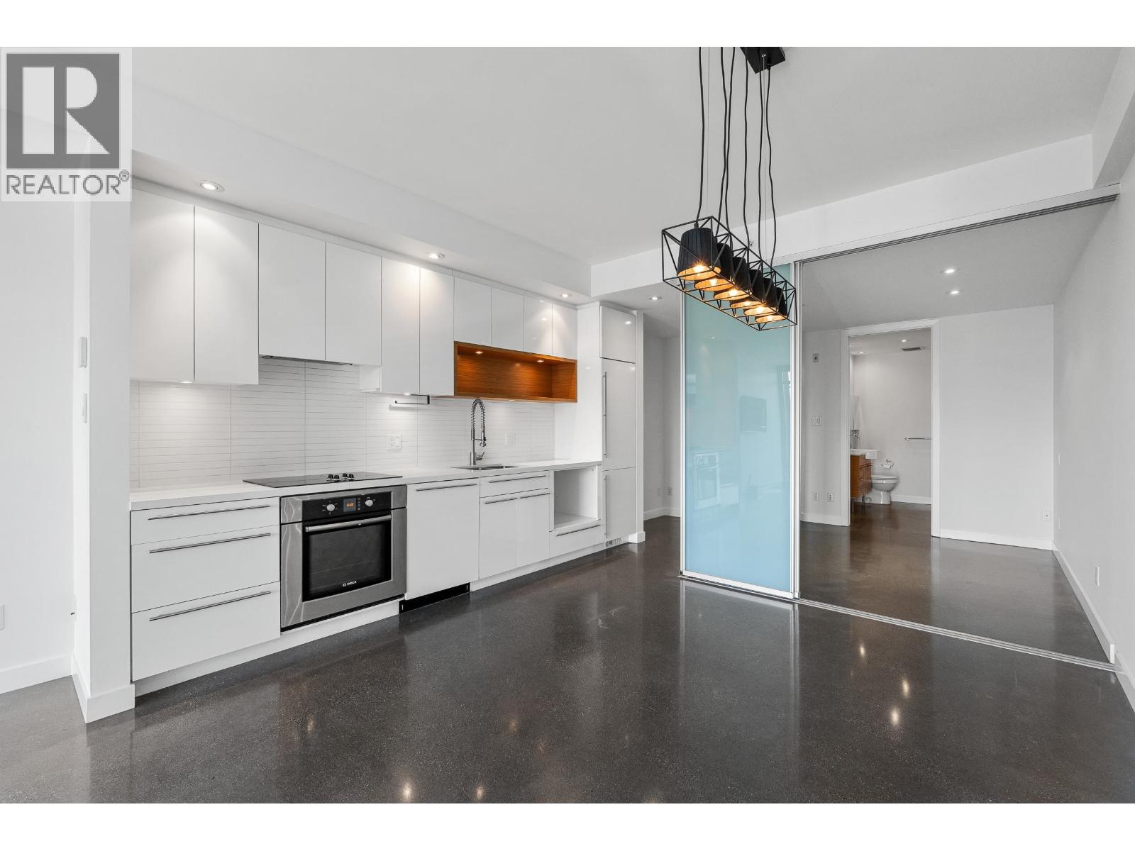 417 256 E 2ND AVENUE, Vancouver