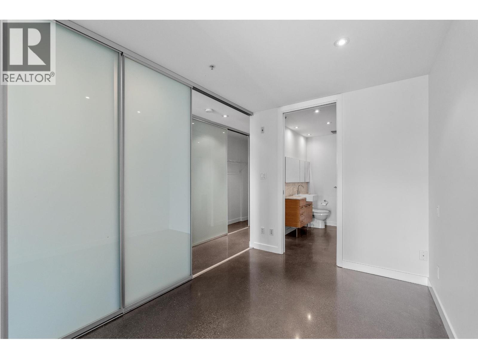 417 256 E 2ND AVENUE, Vancouver