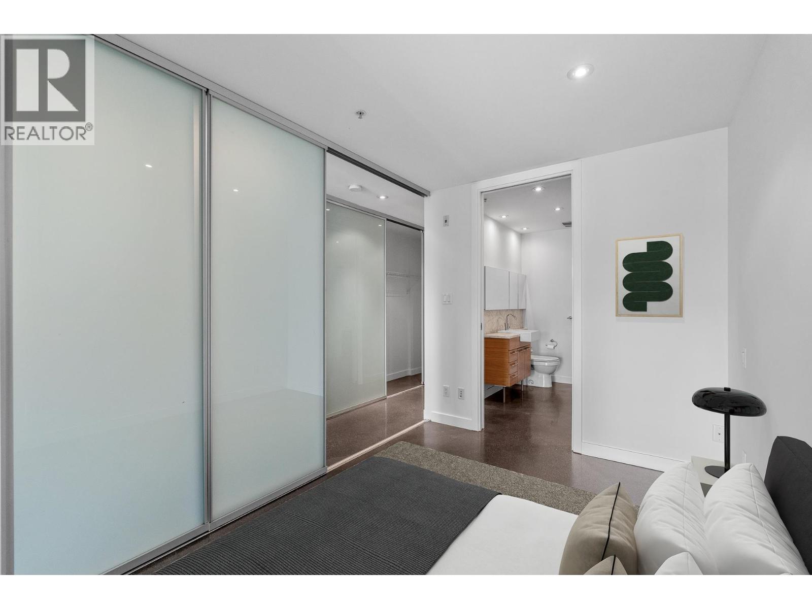 417 256 E 2ND AVENUE, Vancouver