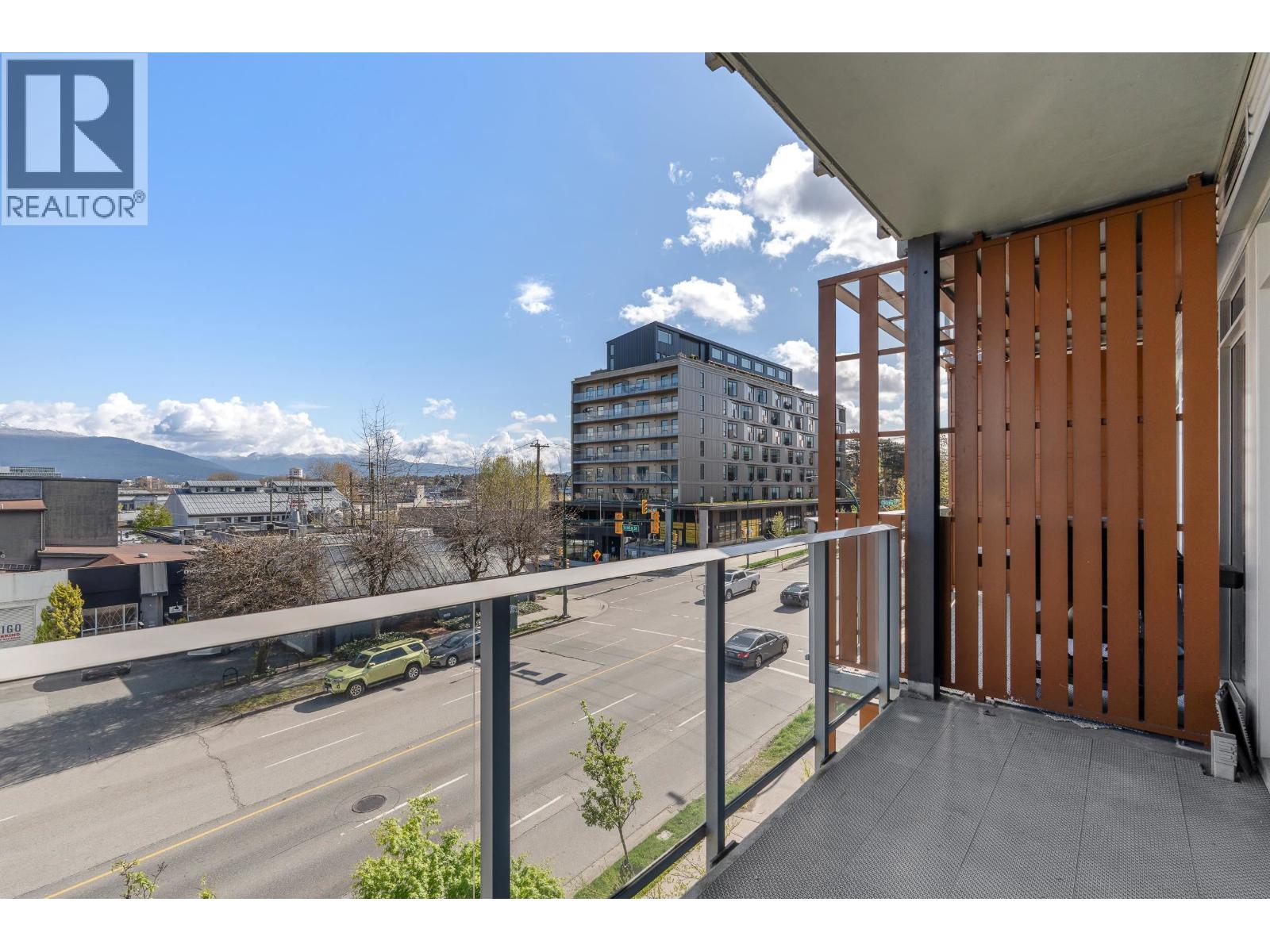 417 256 E 2ND AVENUE, Vancouver
