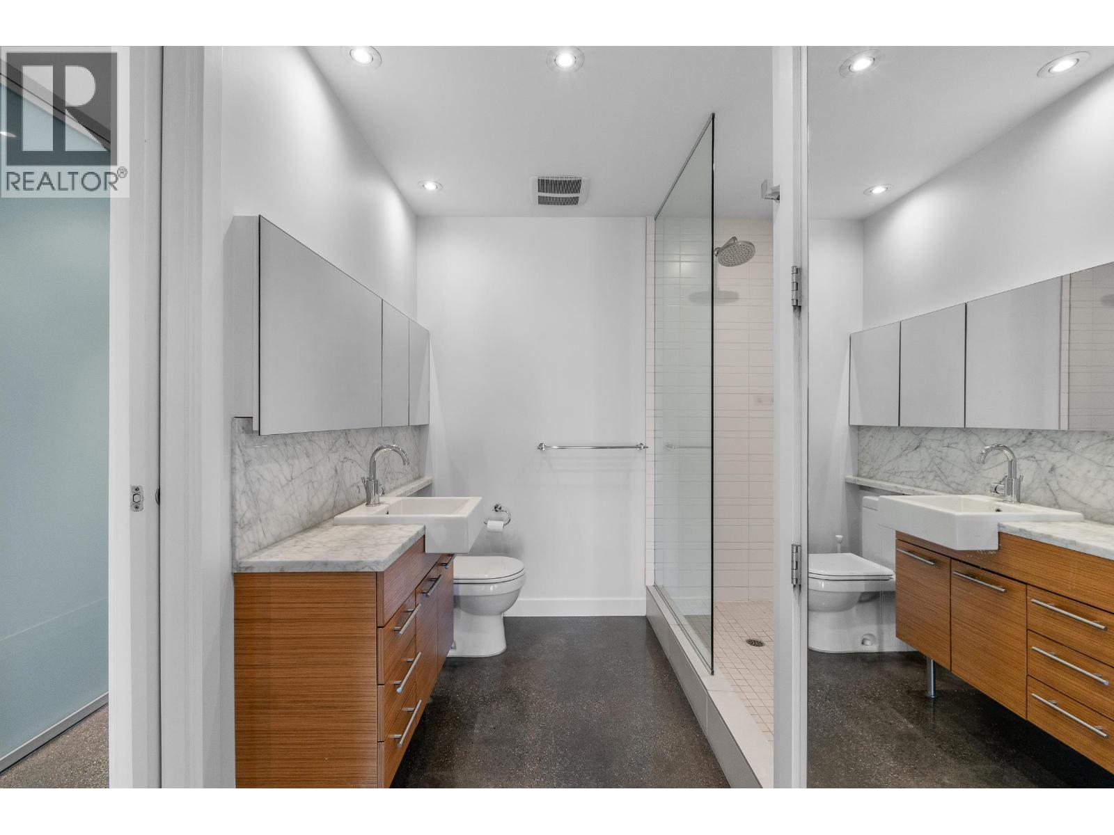 417 256 E 2ND AVENUE, Vancouver