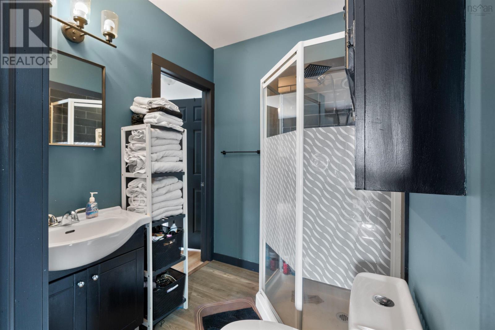 Property 28 of 36 of 16236 Highway 316