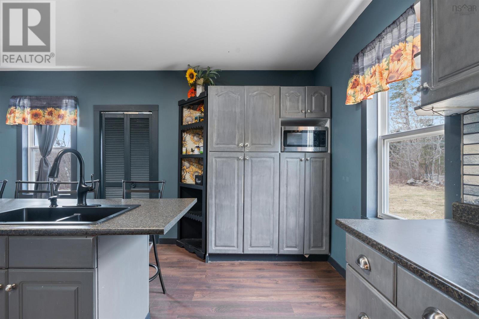 Property 23 of 36 of 16236 Highway 316