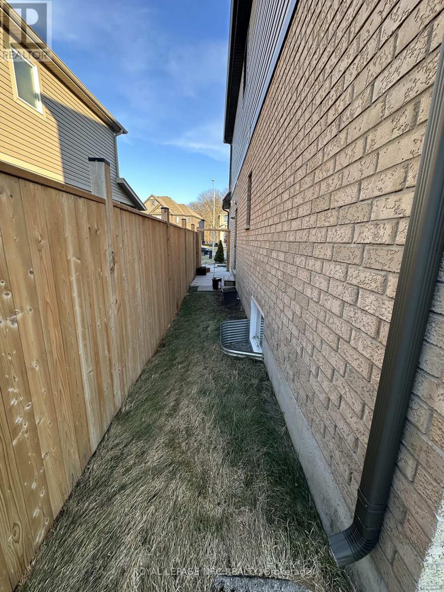 40 ELDERBERRY ROAD - 14
