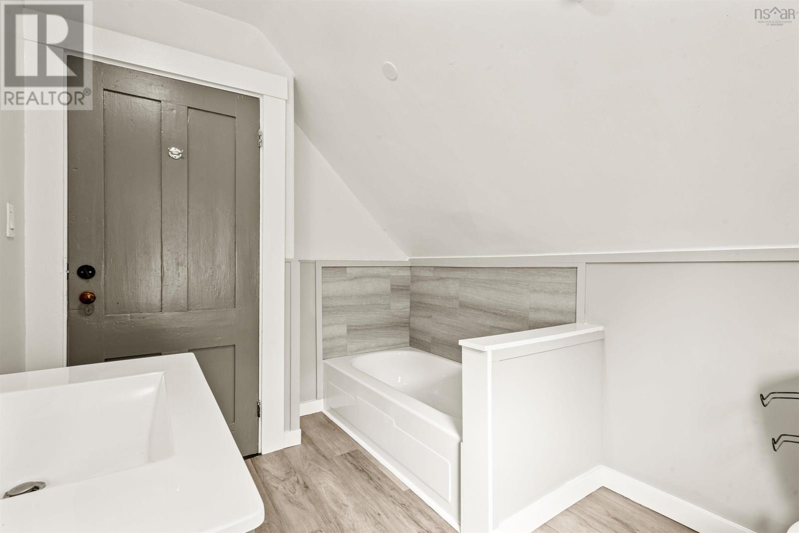 Property 29 of 42 of 57 Pleasant Street