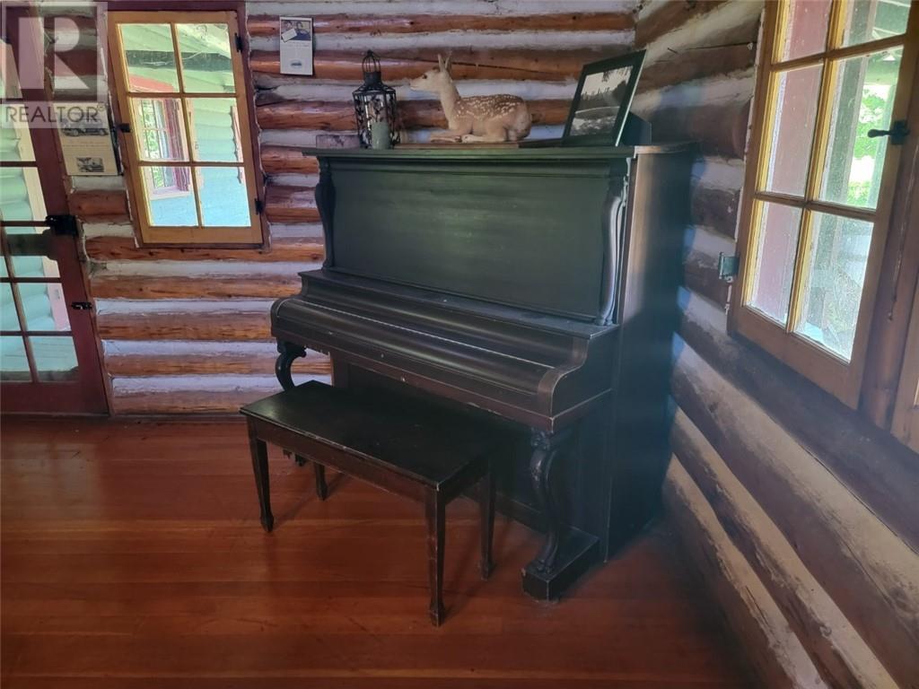 462 Maple Point Rd — photo 35