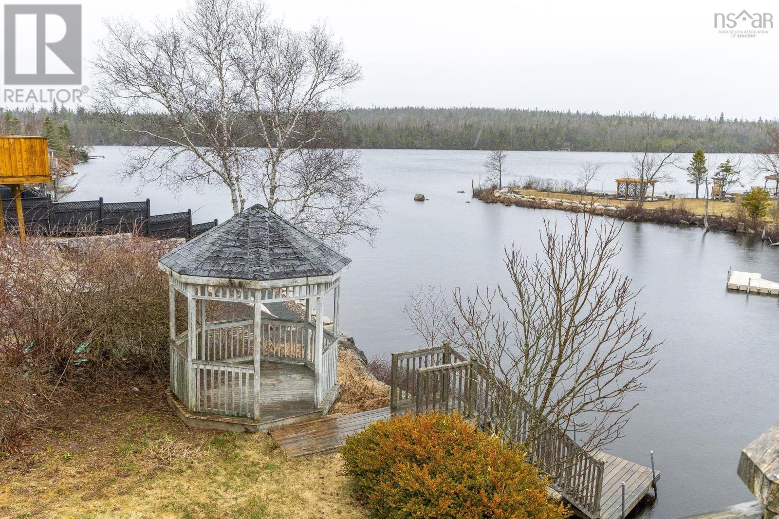 Property 28 of 42 of 82 Governors Lake Drive