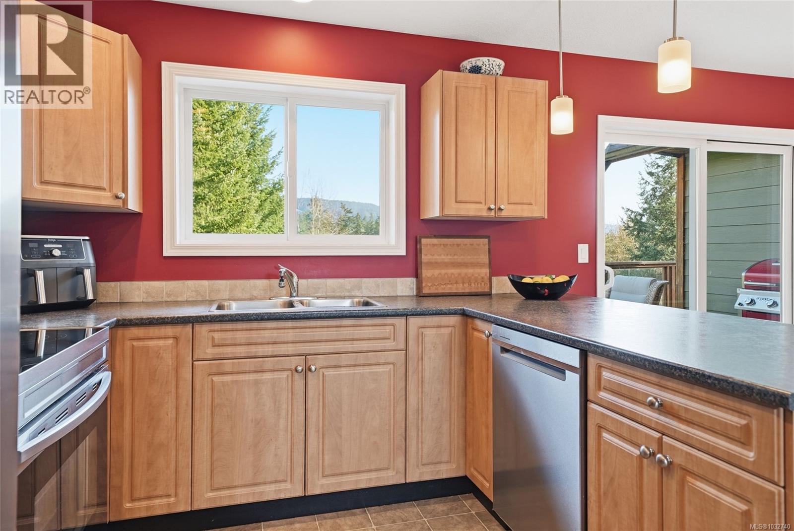 2441 STAGHORN RD - 33