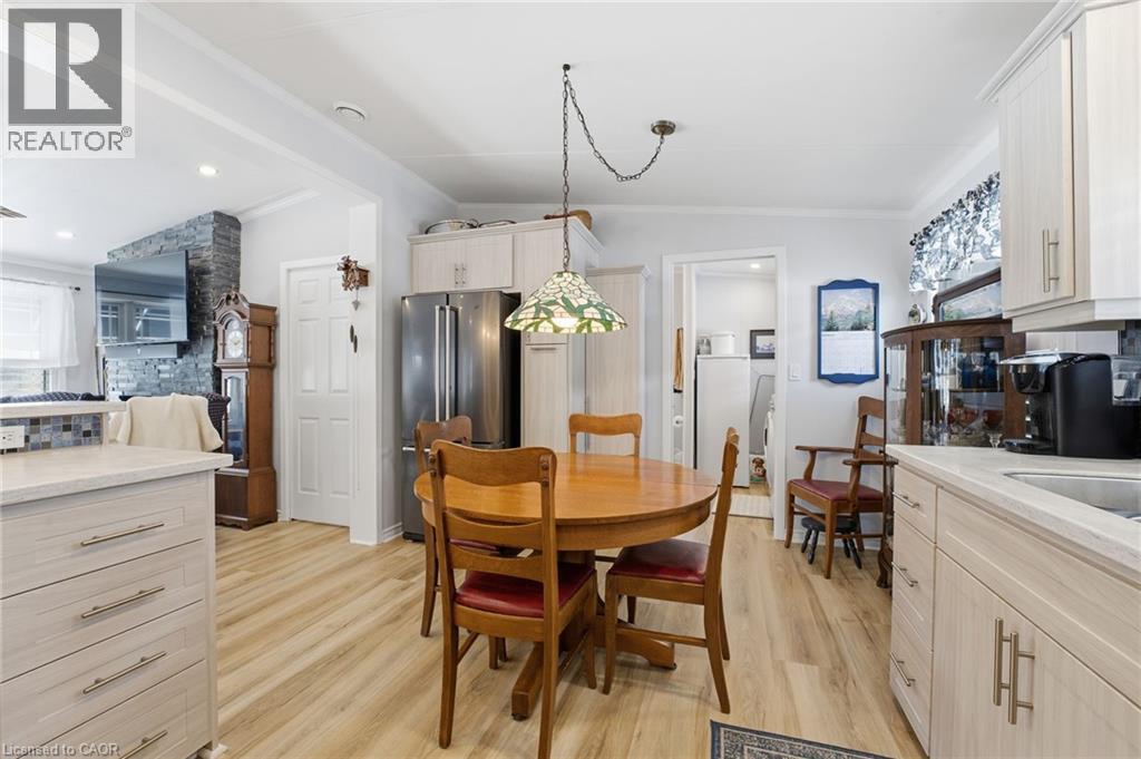 4449 MILBUROUGH Line Unit# 2 Cedar Street, Burlington, Ontario, L7P0C2 — Photo 18
