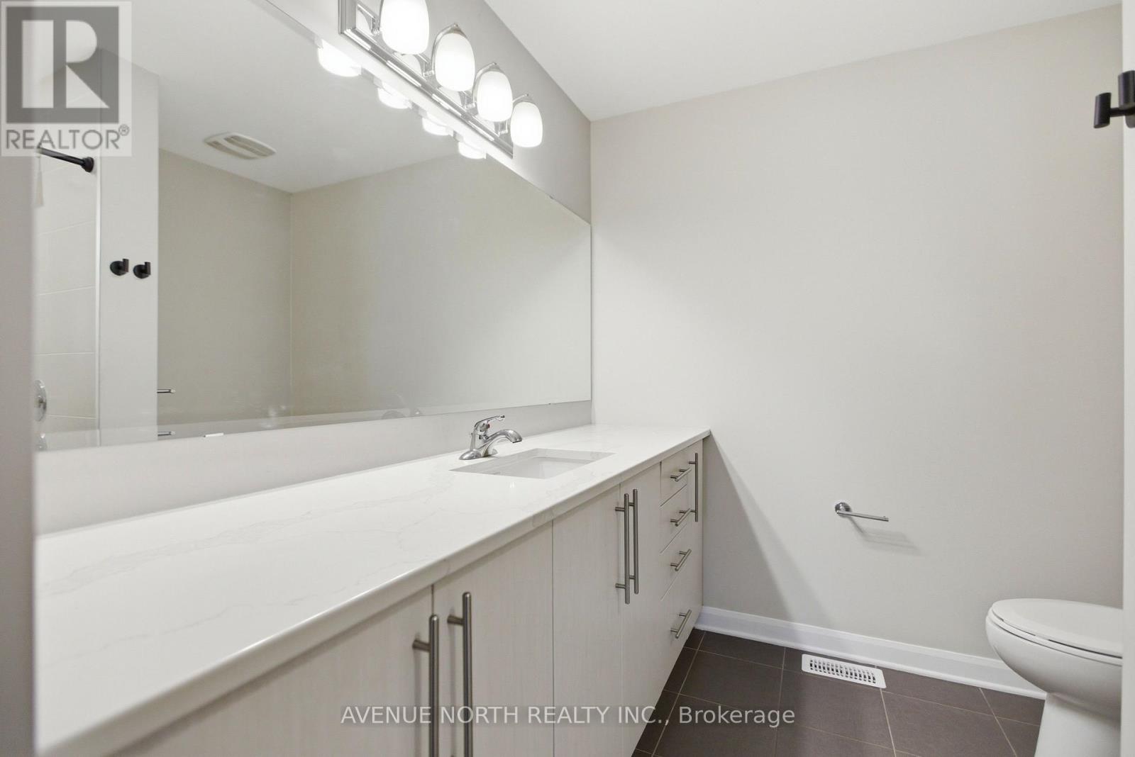 94 GARDENPOST TERRACE - 25