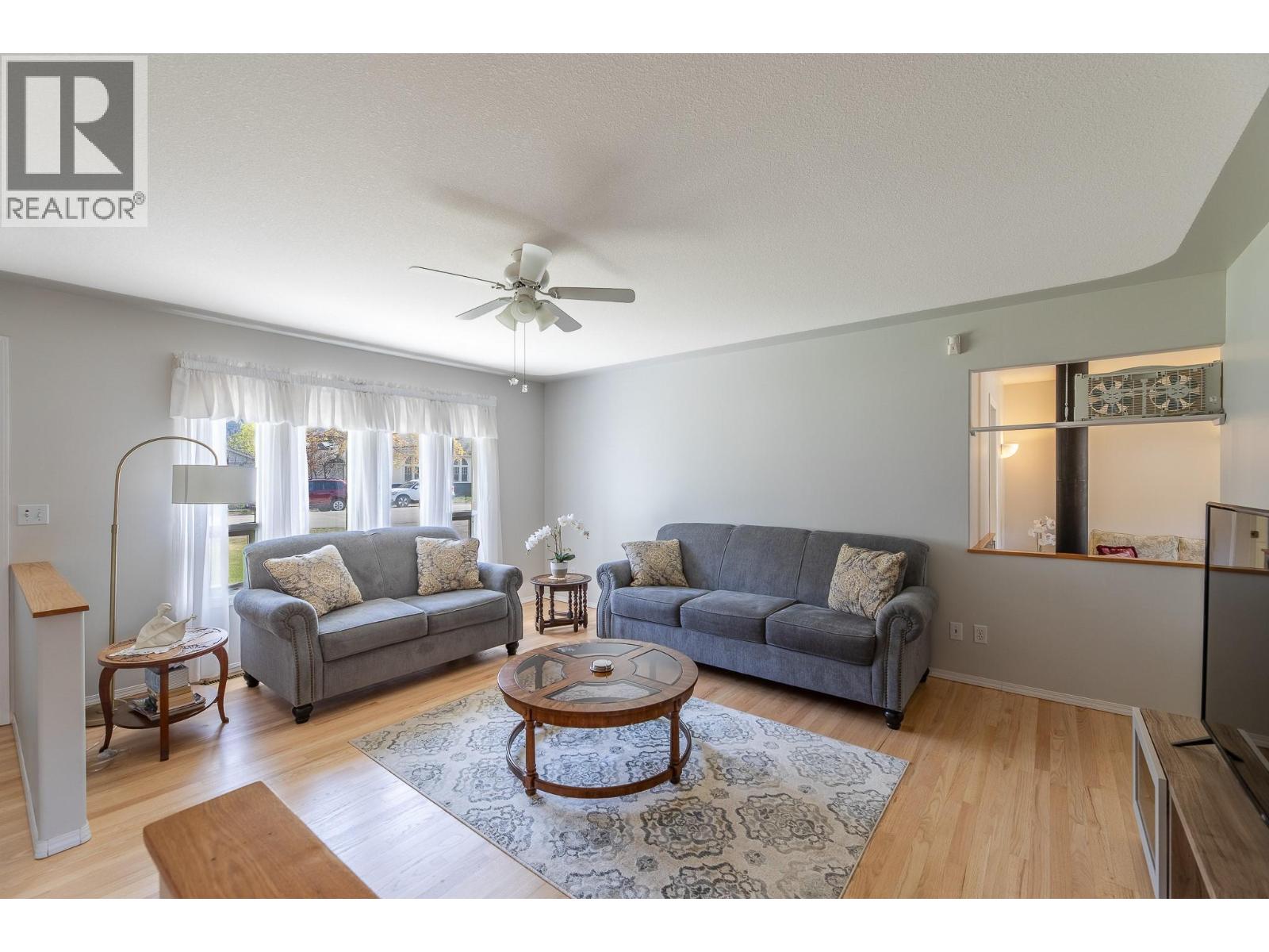 510 6th Avenue, Keremeos