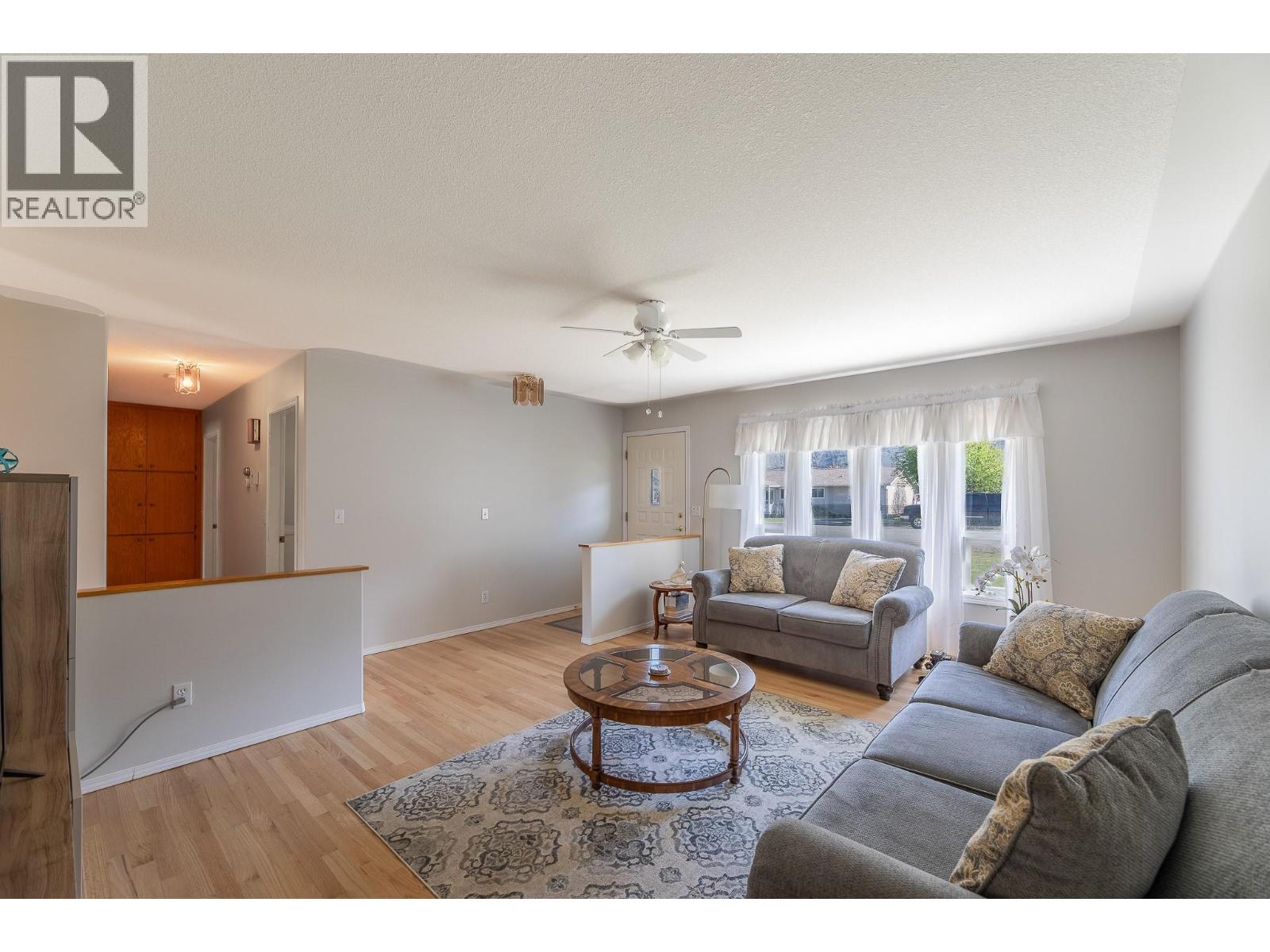 510 6th Avenue, Keremeos