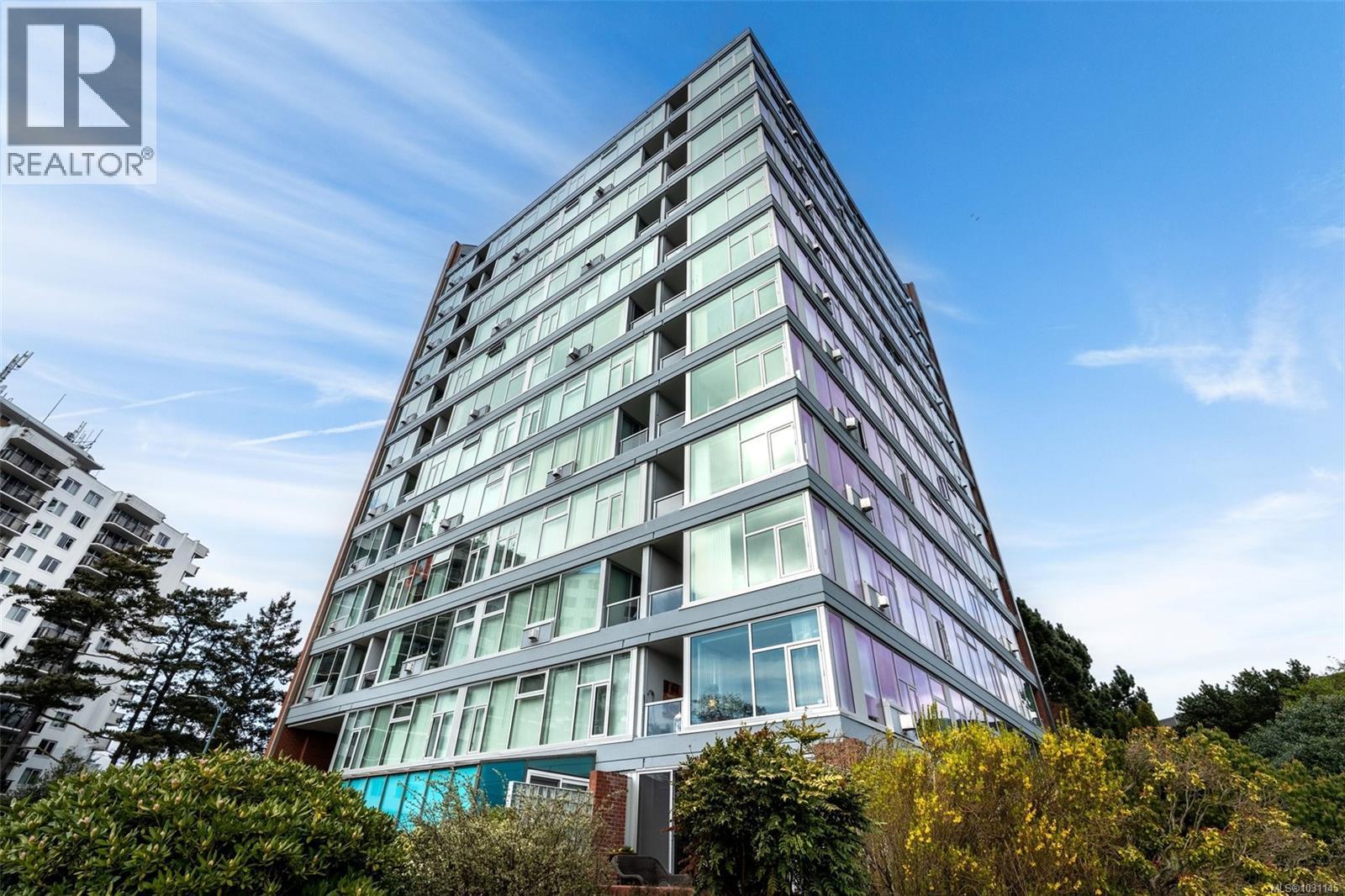 #102 325 Maitland St - 1