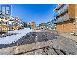 5951 Clark Avenue, Niagara Falls, ON L2G3W3 Photo 12