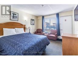 5951 Clark Avenue, Niagara Falls, ON L2G3W3 Photo 19