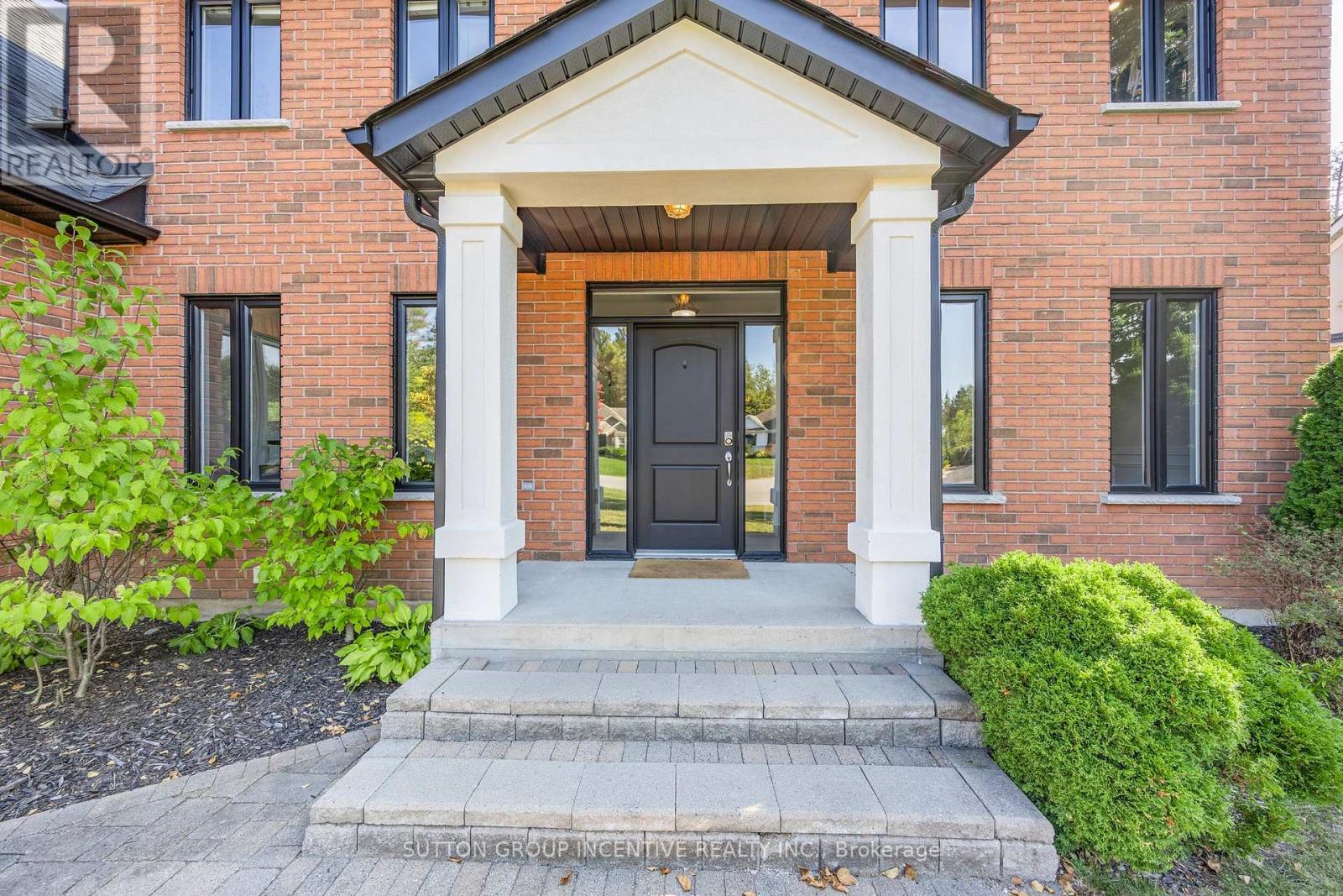38 LILAC LANE - 7