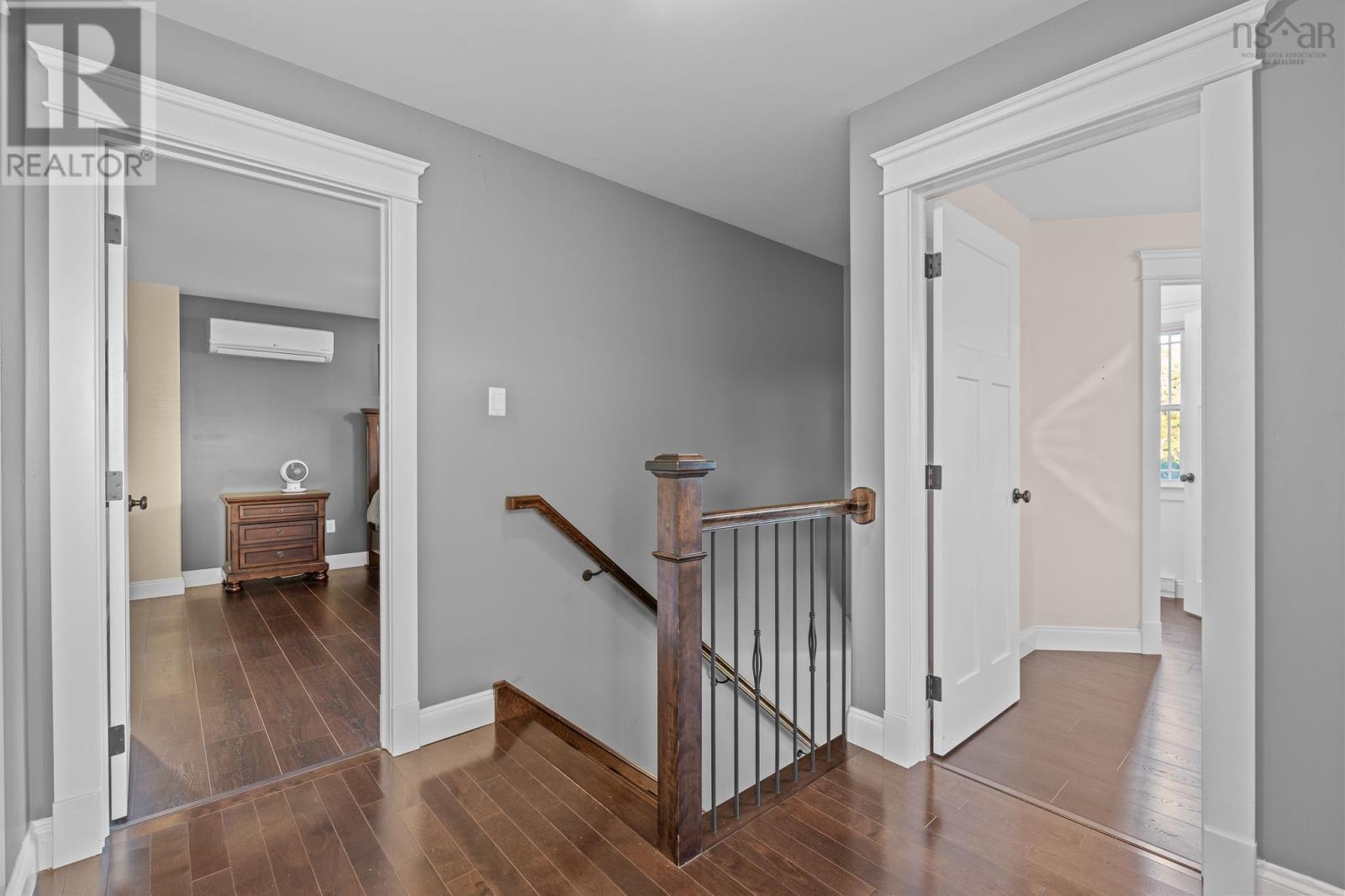 196 Confederation Avenue - 23