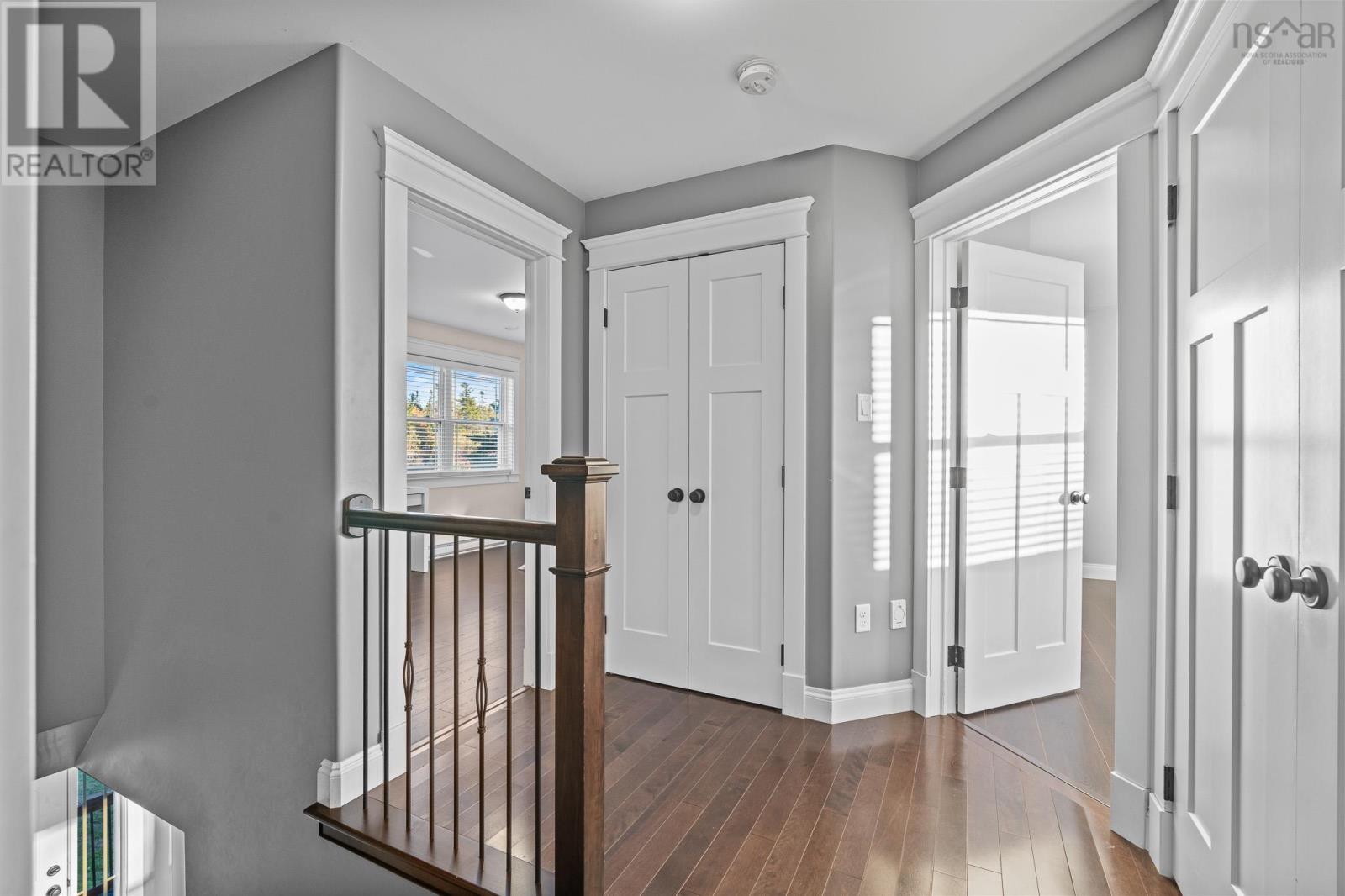 196 Confederation Avenue - 22