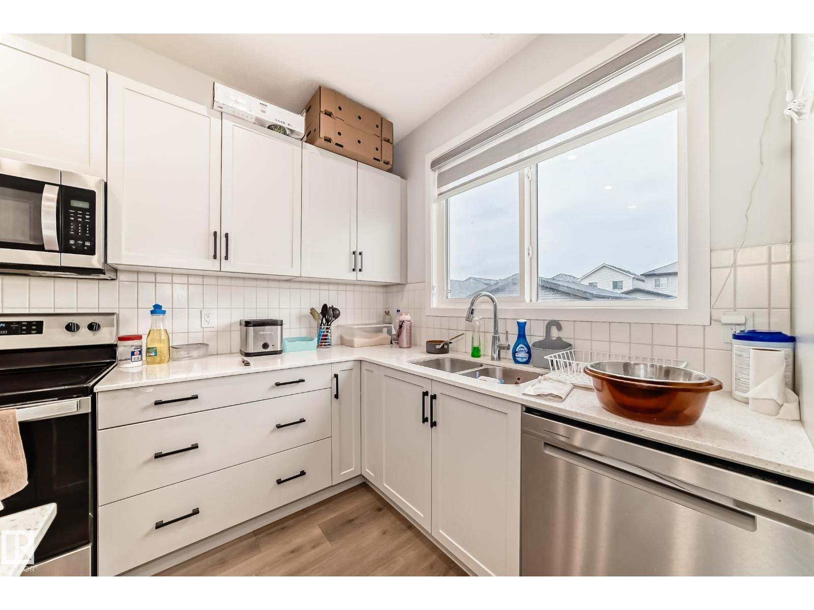 9912 226 ST NW, Edmonton